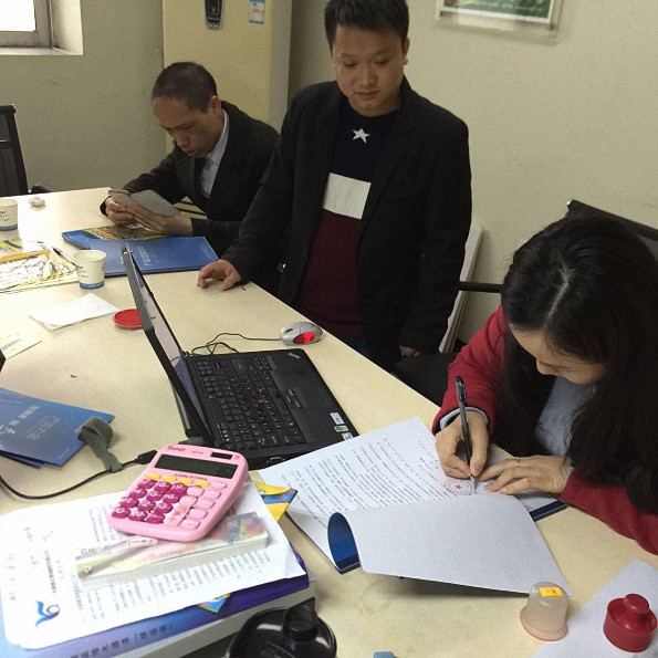 漢中西鄉縣張先生簽約友情漆 漢中西鄉縣張先生簽約友情漆