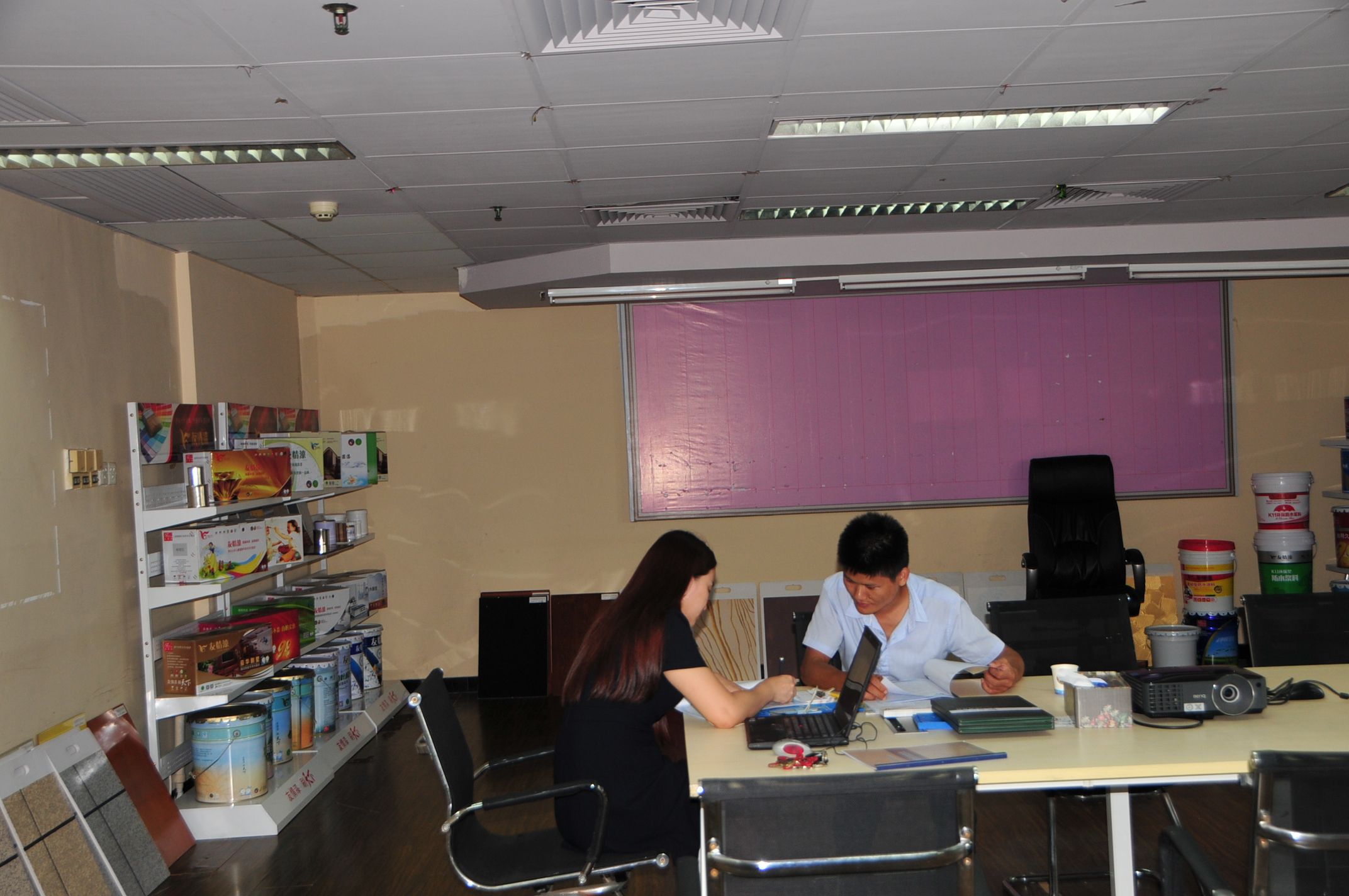 客戶信任支持，激勵友情漆追求不已