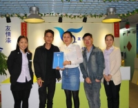 有夢就要去行動---汕尾客戶簽約友情漆 有夢就要去行動---汕尾客戶簽約友情漆