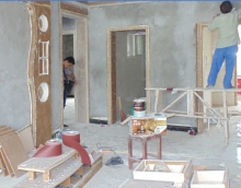 冒高溫戰(zhàn)酷暑,友情漆代理確保工程按時完工 冒高溫戰(zhàn)酷暑,友情漆代理確保工程按時完工