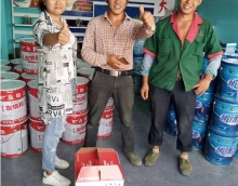 正在營(yíng)業(yè)中部分友情漆代理店門(mén)面